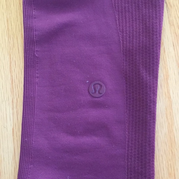 Maroon lululemon leggings - Picture 3 of 3